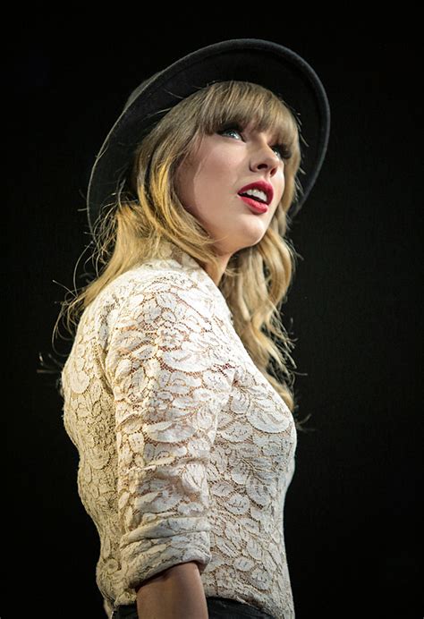 Taylor Swift Struts Her Stuff at RED Tour Opener in Omaha [Pics, Video]