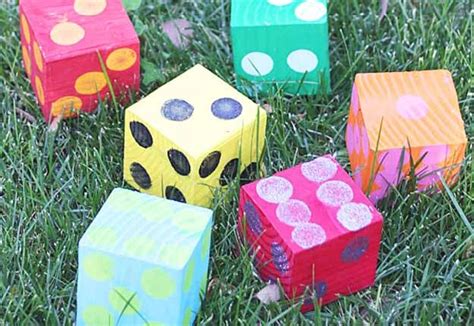 23 Incredibly Fun Outdoor Crafts for Kids