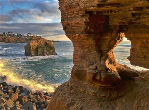 Cliffs at Sunset Cliffs Natural Park picture in San Diego | Cool places ...