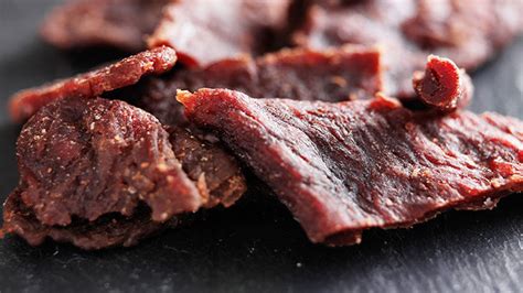 Delicious Ground Venison Jerky Recipe (You Will Love It!) - Tendig