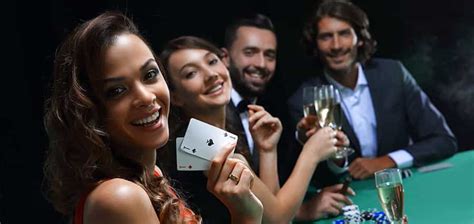 Reading Poker Tells: Top 10 Common Signs to Look Out For