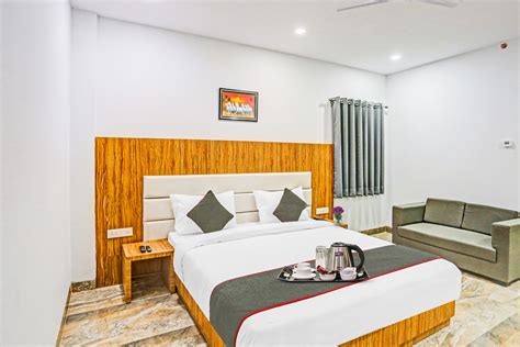 Hotels in Varanasi: Best Budget Varanasi Hotels from ₹554