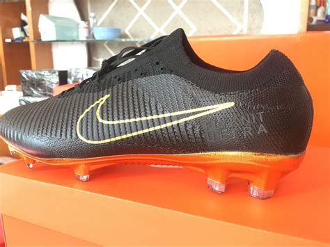 Nike Mercurial Vapor Flyknit Ultra - Metallic Gold Black