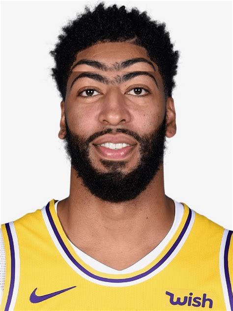 Anthony Davis with 2 eyebrows : r/nbacirclejerk