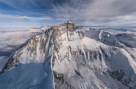 See the summit of Mount Everest in 360 degrees