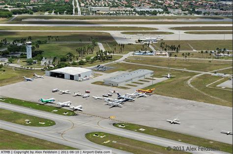 Kendall-tamiami Executive Airport (TMB) Photo