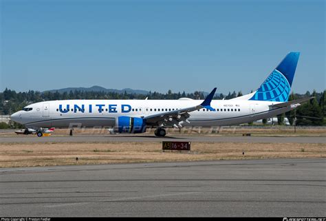 N57001 United Airlines Boeing 737-9 MAX Photo by Preston Fiedler | ID 1107129 | Planespotters.net