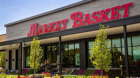 Market Basket opens first RI store - Boston Business Journal