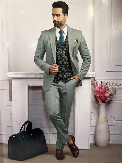 Graceful Green Colour Imported Fabric Mens Designer Suit.