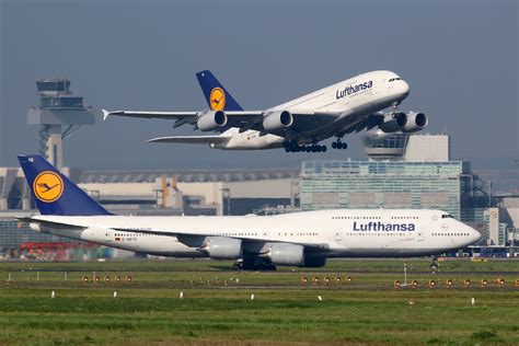 The Airbus A380 vs Boeing 747 – Which Plane Is Best?