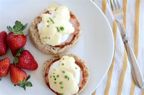 Easy Eggs Benedict in Muffin Tin: A Quick and Delicious Brunch Recipe