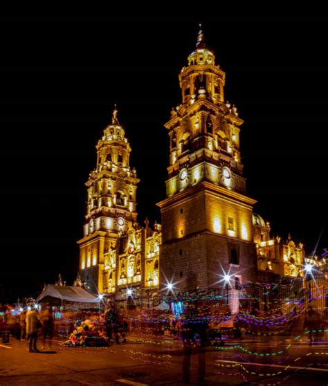 110+ Morelia Cathedral Photos Stock Photos, Pictures & Royalty-Free Images - iStock