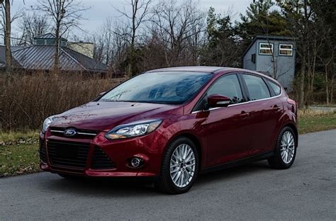 2014 Ford Focus Titanium Review - Motor Review