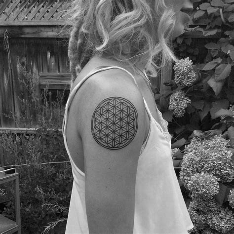 105+ Cool Flower of Life Tattoo Ideas – The Geometric Pattern Full of Secrets