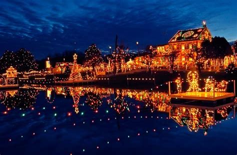 10 U.S. Towns with Incredible Christmas Celebrations | Christmas ...