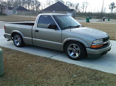 This is what I want mine to look like. | Custom chevy trucks, Chevy s10, S10 truck