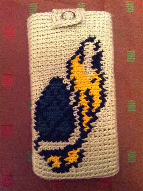 Roving Around Crafts: new Super Mario crocheted phone case - free pattern crochet indications ...
