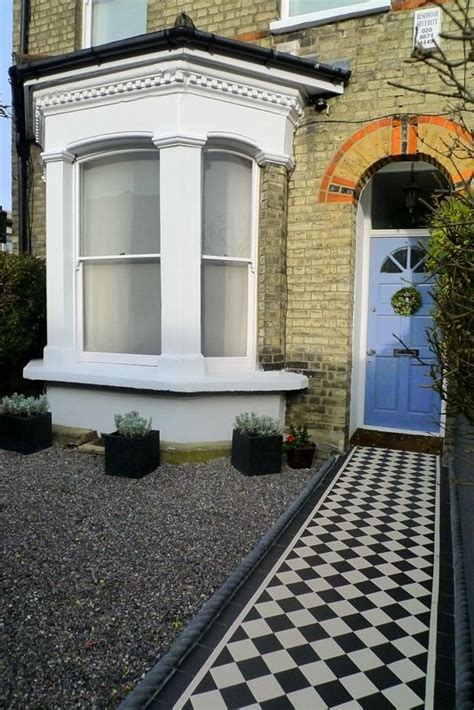 Black and White Victorian Mosaic Tile Path in Balham London - London Garden Blog | Victorian ...