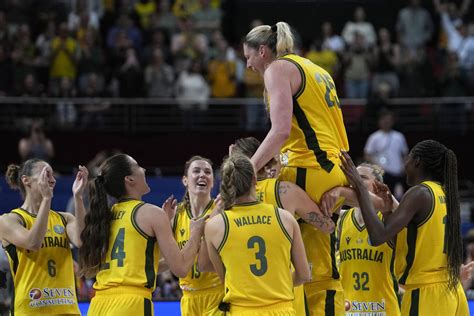 Australia wins bronze, Lauren Jackson scores 30 in finale | AP News