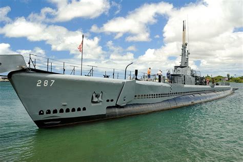 Balao-class submarine | Submarines, Us navy submarines, Submarine