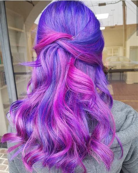 Painting hair with color is my hobby 🎨 : r/Hair