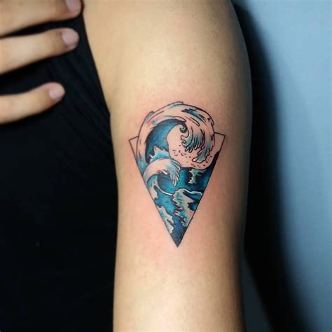 65 Remarkable Wave Tattoo Designs - The Best Depiction of the Ocean Check more at http://tattoo ...