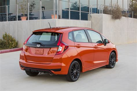 2020 Honda Fit Arrives In Dealerships With Simplified Range, Same $17,120 Starting Price | Carscoops