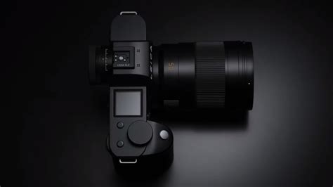 Best Leica Cameras for Enthusiasts and Pros