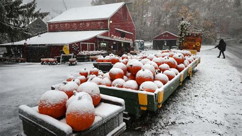 New England Sees First Snow of the Season (PHOTOS) | The Weather Channel