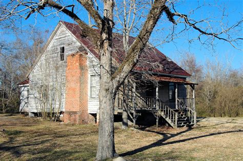 Georgian Cottage, White Plains | Vanishing Georgia: Photographs by Brian Brown