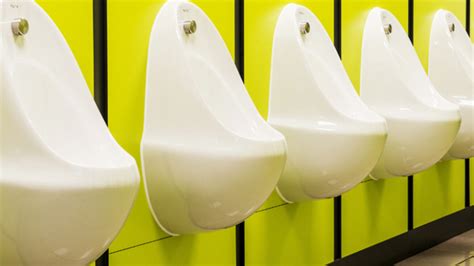 Are Waterless Urinals the Right Choice for your Building? | ColonialWebb