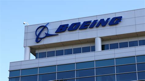 Boeing sells its Commercial Airplanes headquarters for $100M | Fox Business