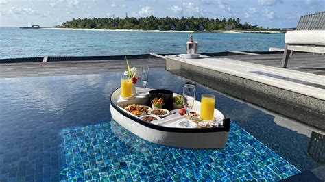 Review: St Regis Maldives - St Regis Overwater Suite - Monkey Miles