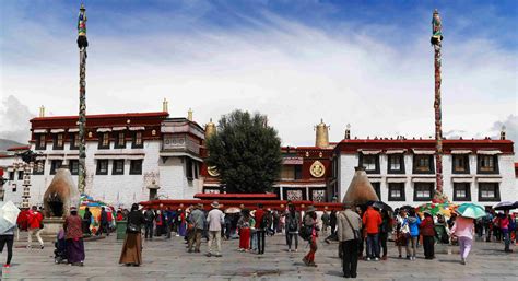 Jokhang temple: one of the most important temples in Tibet