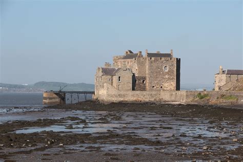 Blackness Castle ! Prison de Fort Williams dans Outlander | Scotland ...