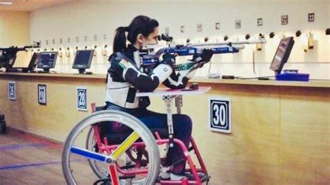 Tokyo Paralympics: Avani Lekhara wins gold medal in shooting event - Hindustan Times