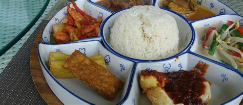 Nasi Padang | Traditional Assorted Small Dishes or Ritual From Padang, Indonesia