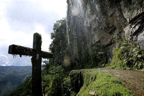 Death Road Bolivia - Bolivia Hop