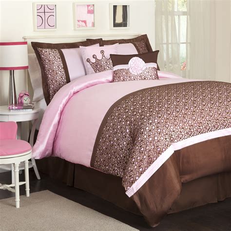 Pink and Brown Bedding