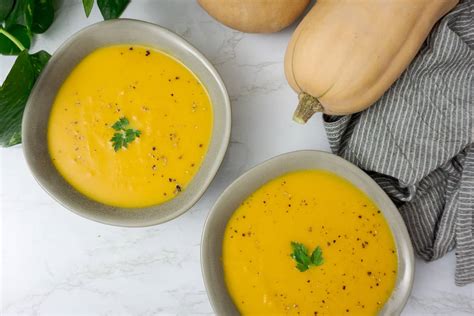 Crema de calabaza y zanahoria sabrosa y fácil | Recetas veganas
