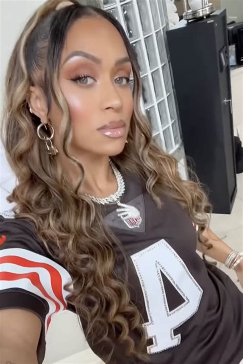 Deshaun Watson's girlfriend, Jilly Anais, attends QB's Browns debut