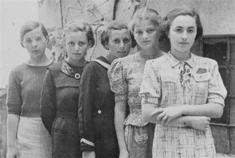 Auschwitz survivors: First Jews sent to the Nazi concentration camp were teenage girls - The ...