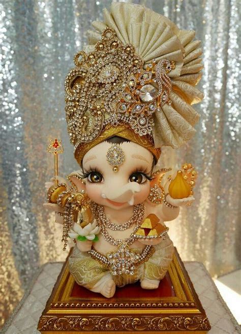 Bal Ganesh Statue