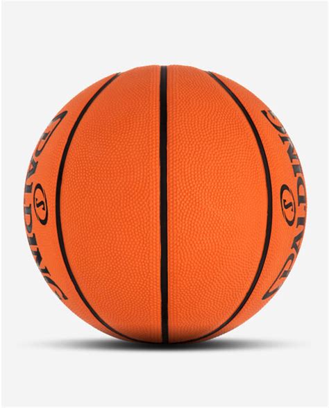 Spalding Varsity Outdoor Basketball l Spalding.com