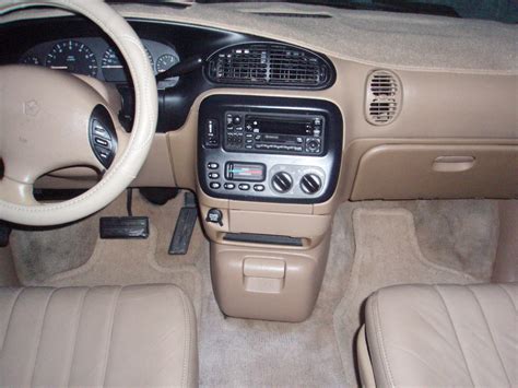 1996 Dodge Grand Caravan - Interior Pictures - CarGurus