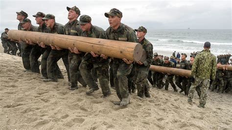 1st woman drops out of Navy SEAL training pipeline - The San Diego Union-Tribune