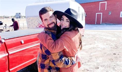 Real-Life couple Daniela Bobadilla & Beau Wirick in The Happy Camper on ...