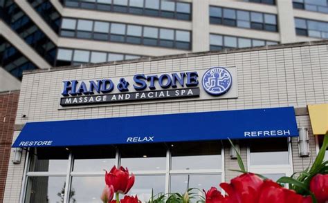 Hand and Stone Expands in Chicagoland with Eight New Locations – CRE ...