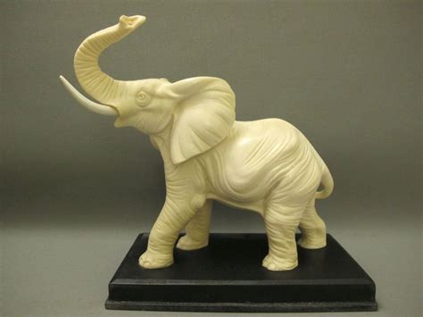 VINTAGE ITALIAN SCULPTURE OF AN ELEPHANT BY A. SANTINI, SIGNED ...