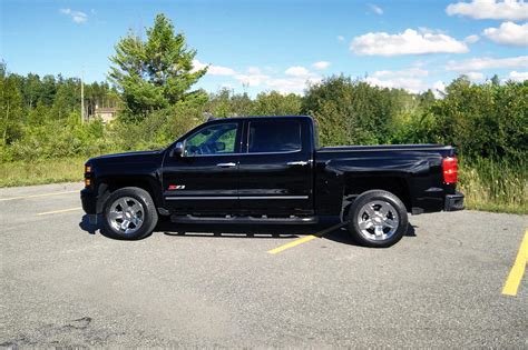 2015 Chevrolet Silverado 1500 4WD Crew Cab LTZ - Autos.ca